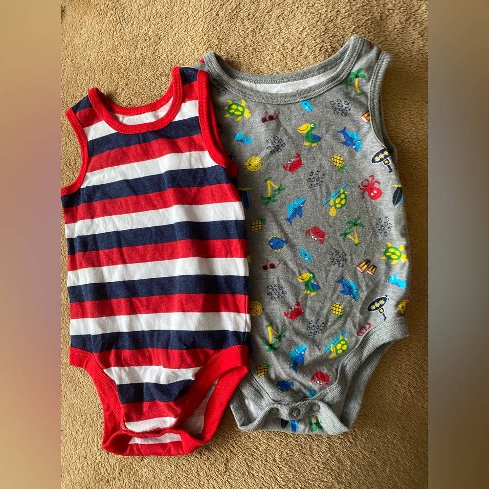 Garanimals 2-Pack Baby Boy Sleeveless Bodysuits - 6-9M - Red Stripes & Sea Life